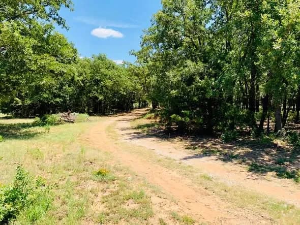 Land in Carter County, Oklahoma — photo 4 of 6
