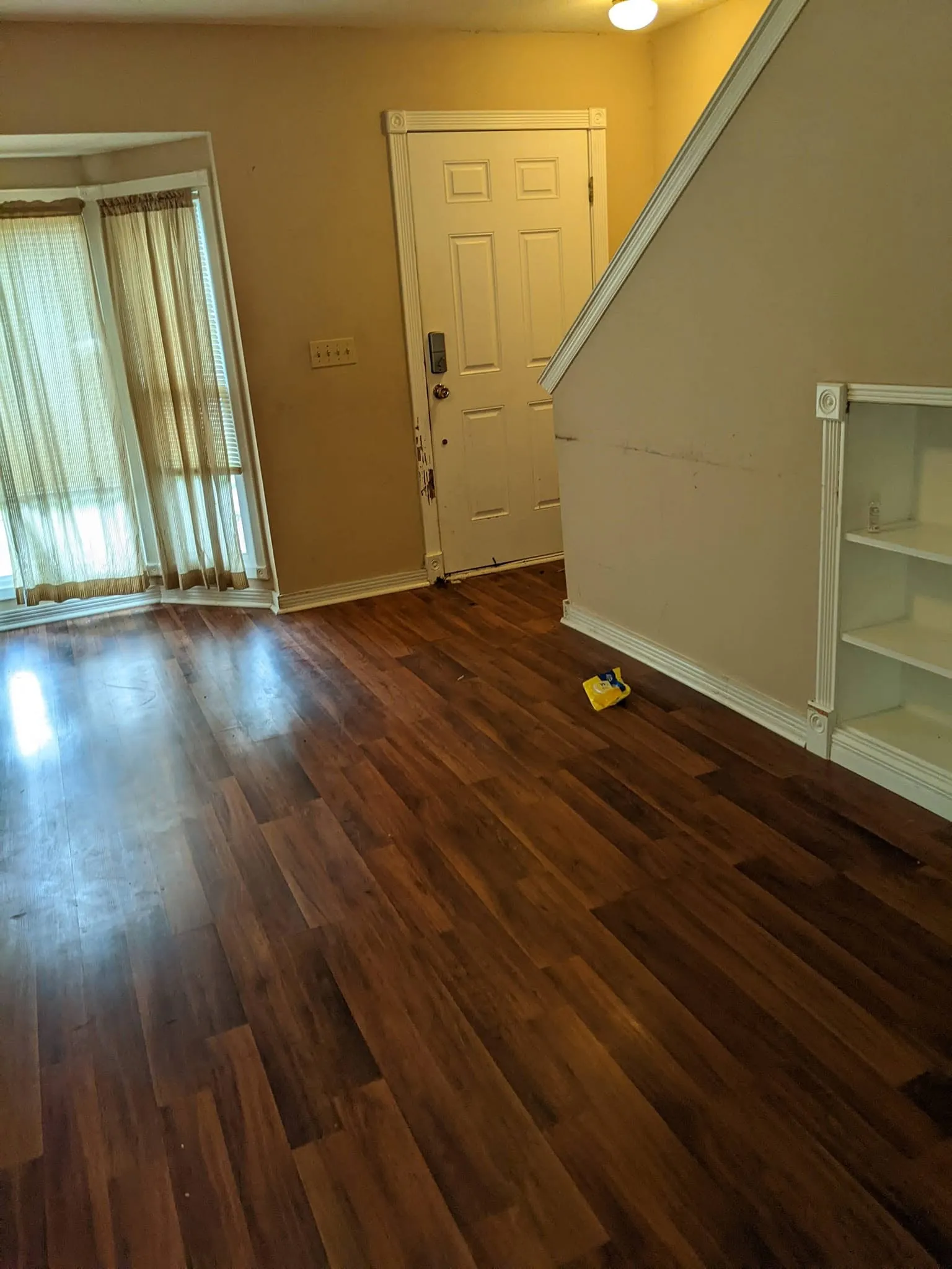 Home in Charleston County, South Carolina — photo 9 of 14
