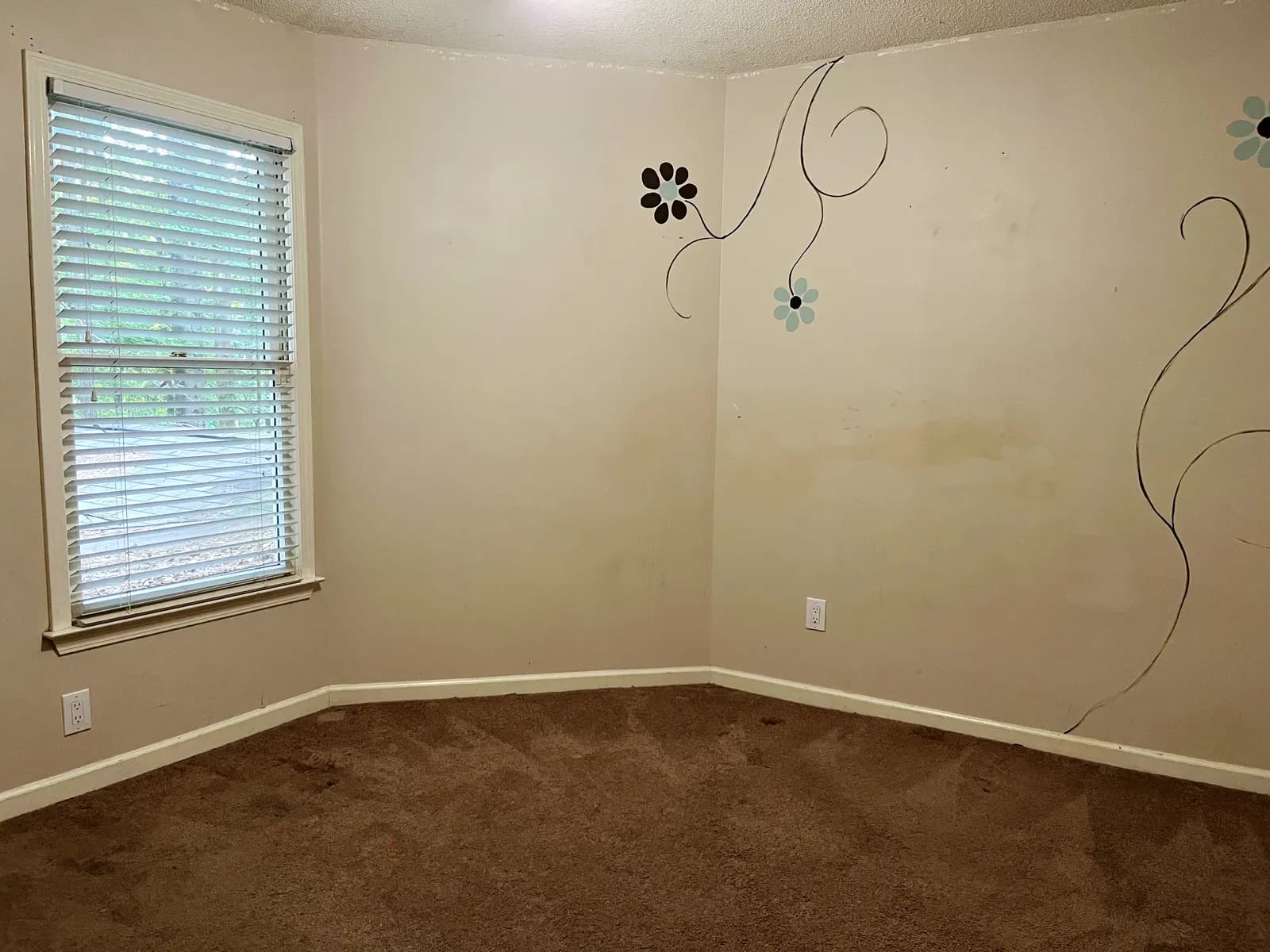 Home in Cobb County, Georgia — photo 30 of 35